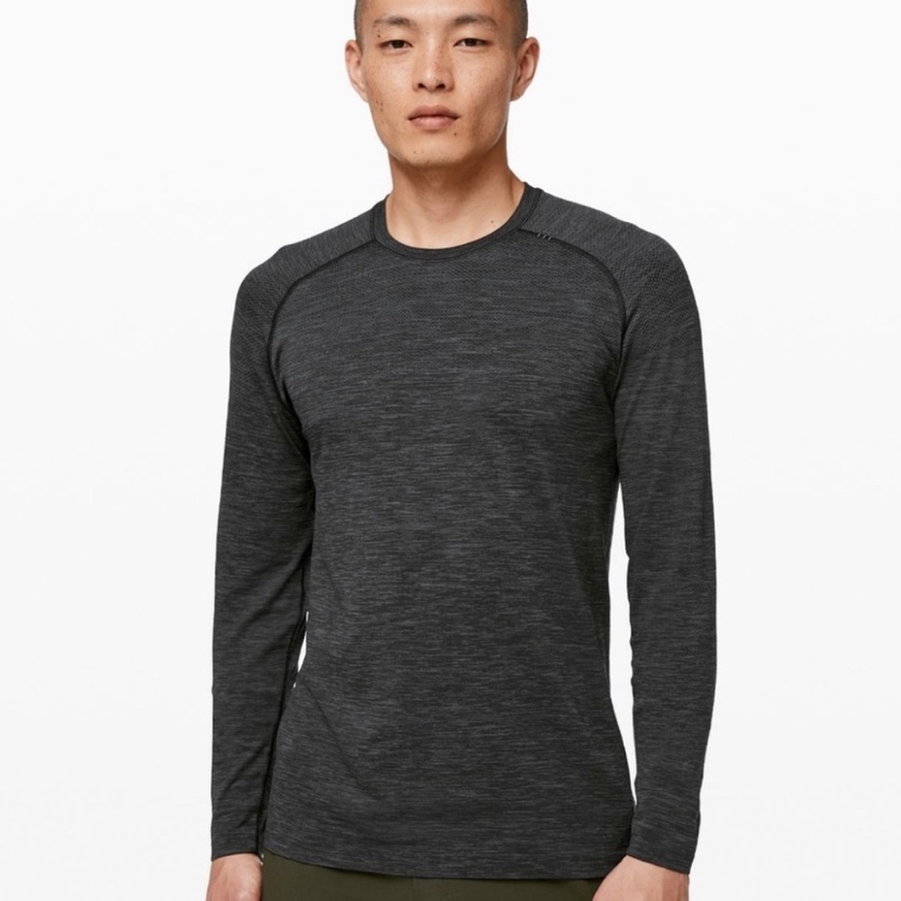 Lululemon Men’s “Metal Vent Tech 2.0” Long Sleeve Tee (S)